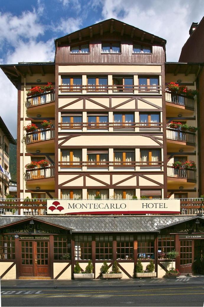 Montecarlo Hotel Encamp Exterior photo